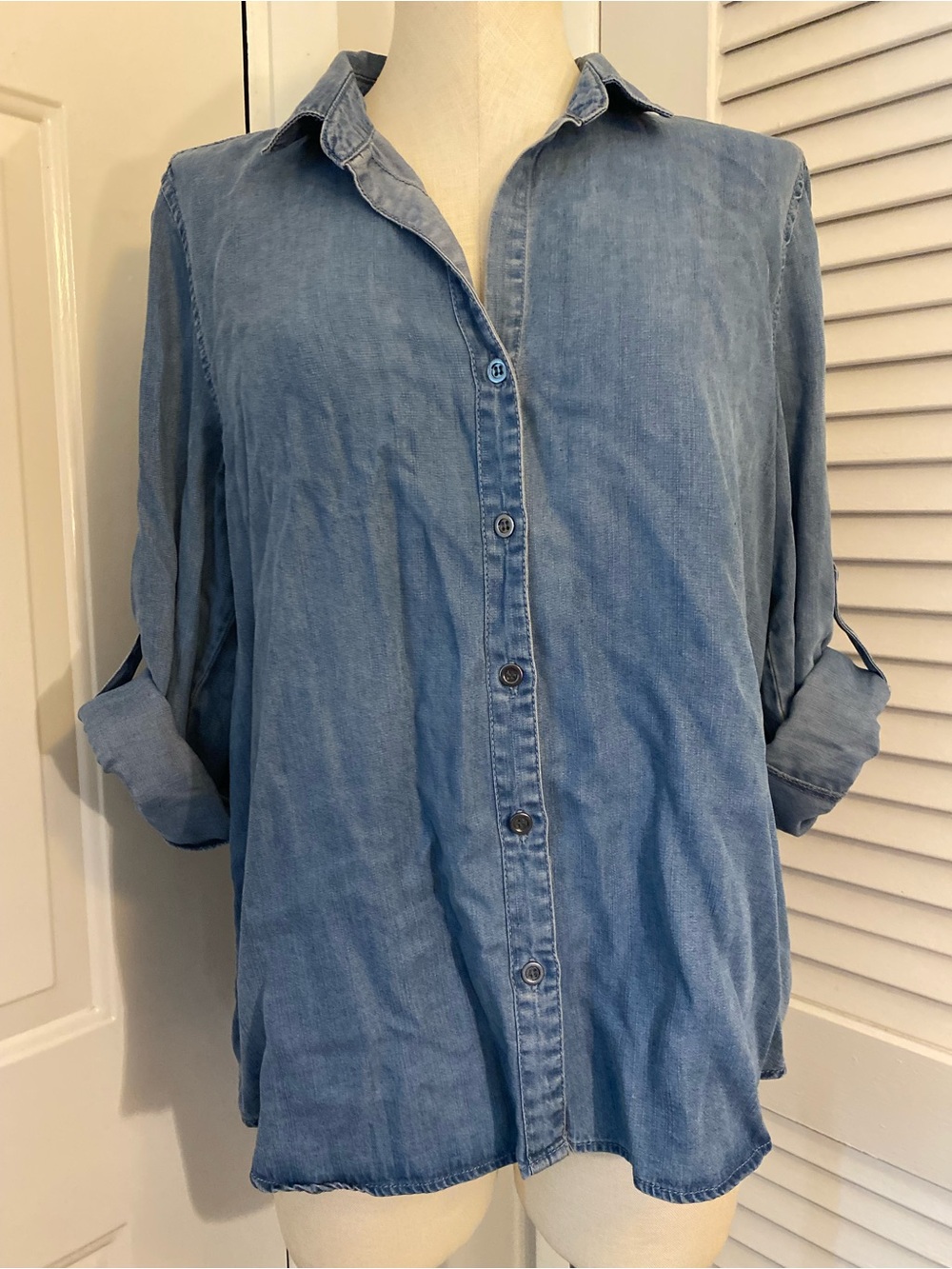 Velvet Heart Washed Blue Denim Button-Down Shirt- Size Large